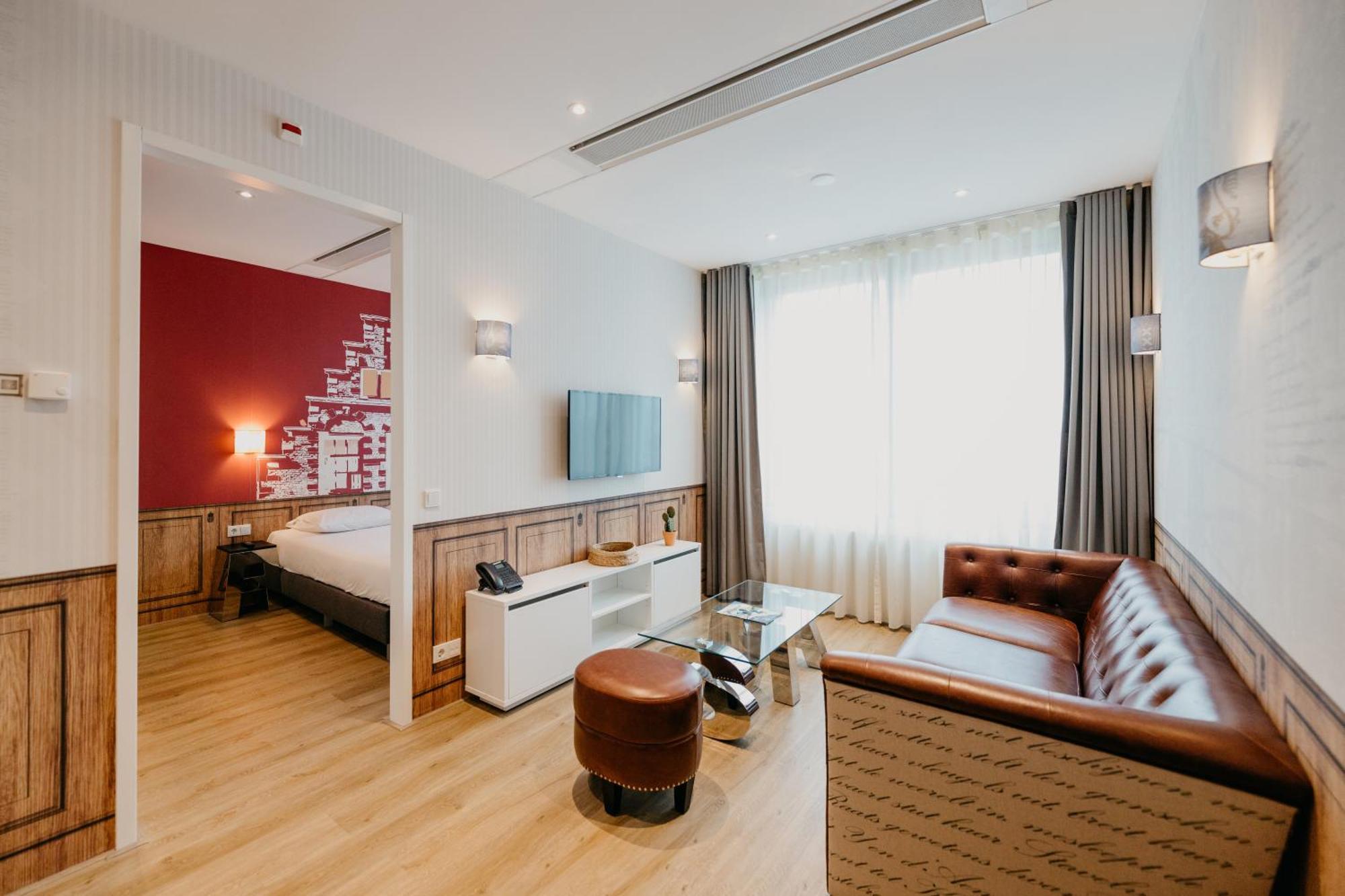 One-Bedroom Executive Apartment,1615394309:JPEG